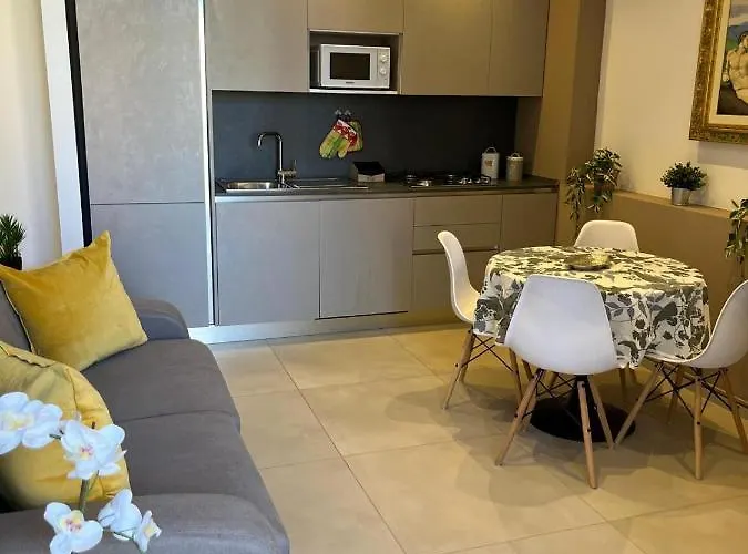 Ennio Class Апартаменты